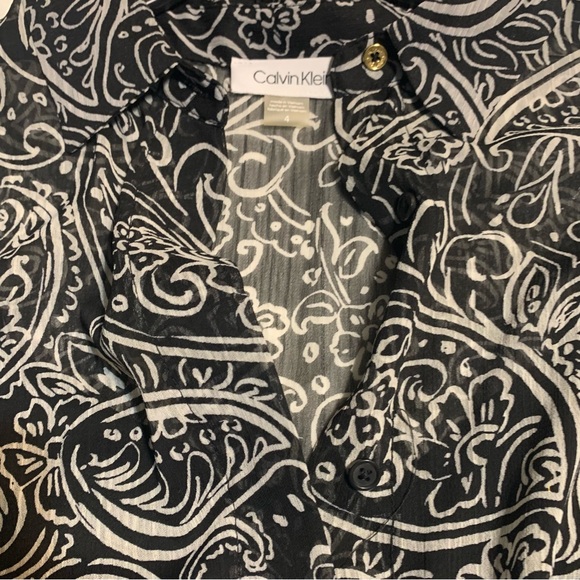 Calvin Klein Black and White Paisley Print Dress with Tie. Size 4 - Picture 7 of 13